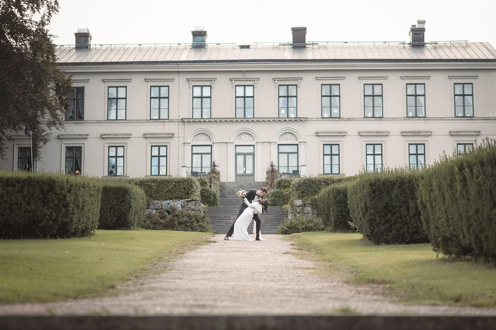 Slottsbröllop av bröllopsfotograf anders lindgren